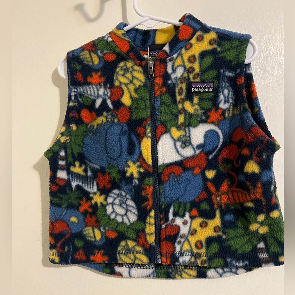 Patagonia Baby Synchilla fleece vest | animals | 24M